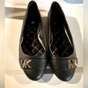 Michael Kors Jilly Round Toe Ballet Flat